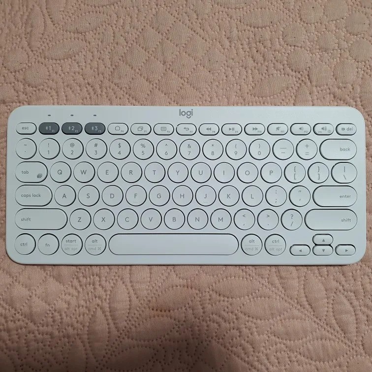 Logitech k380